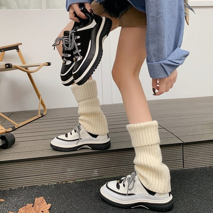 Noble Retro Black And White Color Block Sneakers For Women, 2026 Spring Autumn New Lace-up Soft Sole Comfortable Versatile Casual Board Shoes
